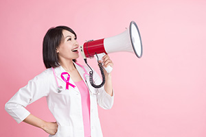 乳がんは女性がかかりやすいがんの第1位、運動不足や肥満も要因