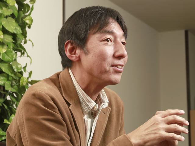 近藤厚氏